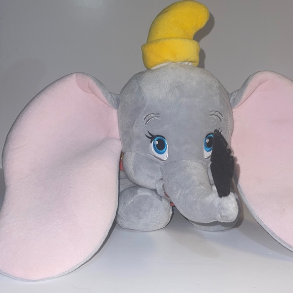 Disney Dumbo Plush 💕 🐘 - Picture 2 of 6